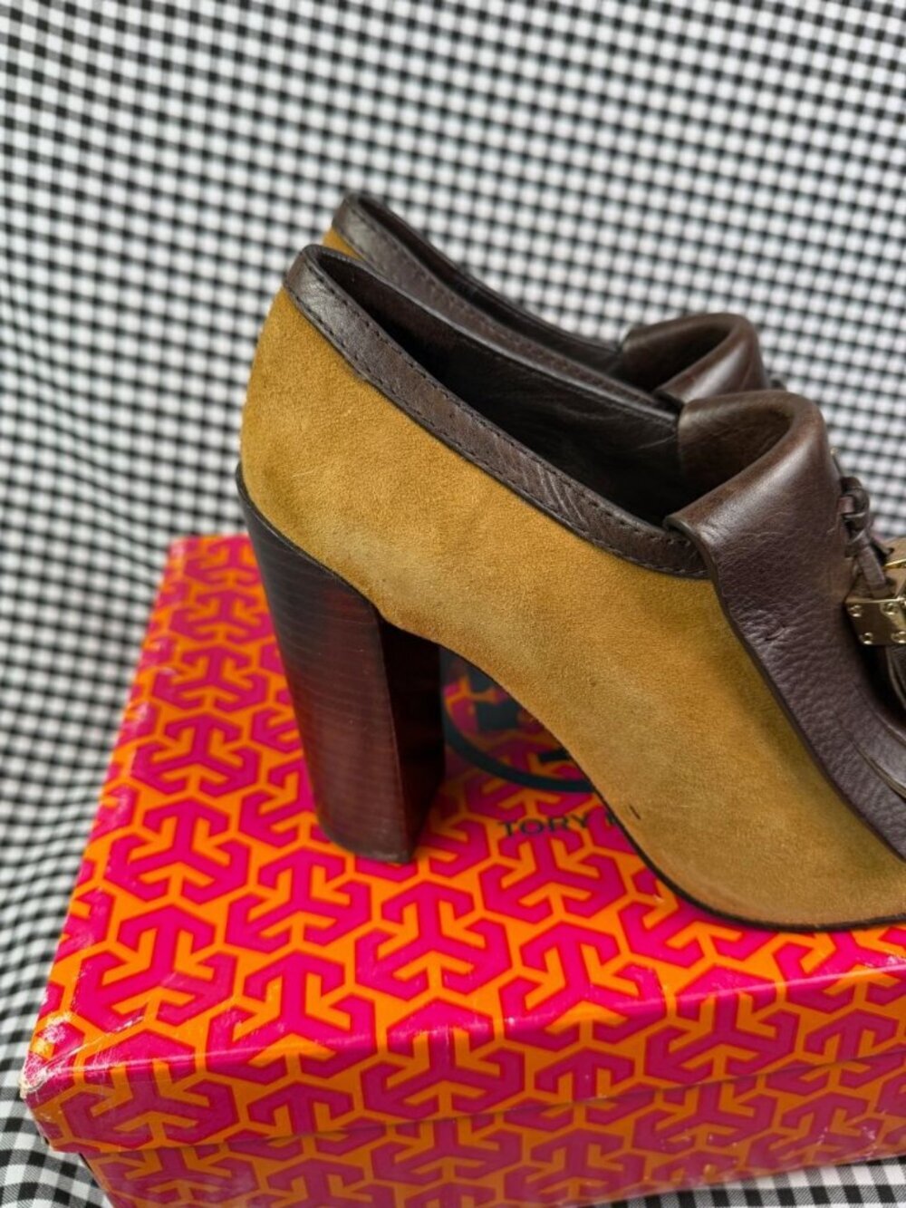 Tory Burch Arelia Kiltie Pump Heels 7.5M Viccoc Brown Suede Leather Tassel Block - Picture 5 of 9